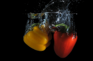 Obst in Wasser / Fruit in water